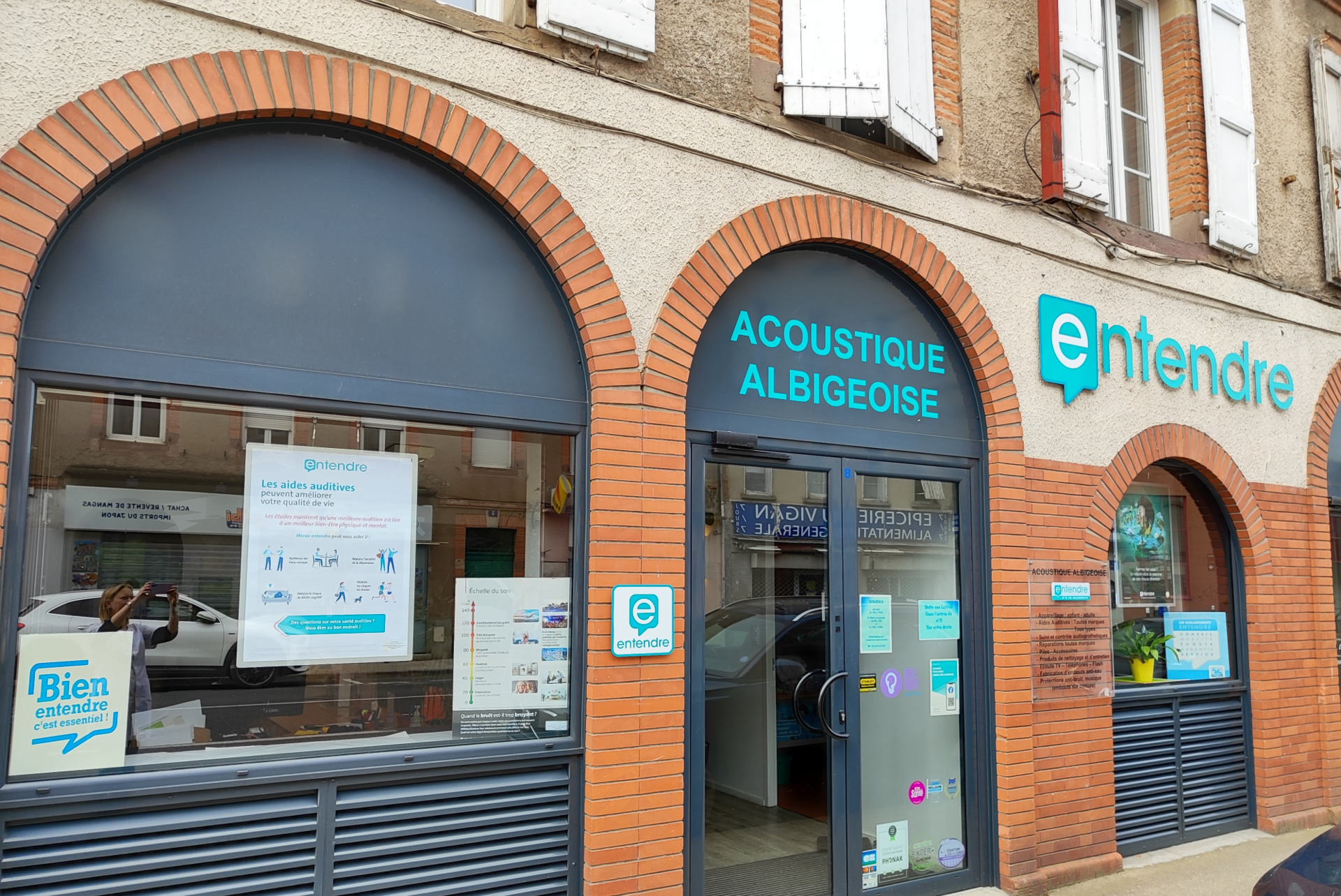 Photo Audioprothésiste Entendre Albi - Acoustique Albigeoise